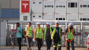 Wrze między Teslą a niemieckimi związkami. Jest zawiadomienie o popełnieniu przestępstwa