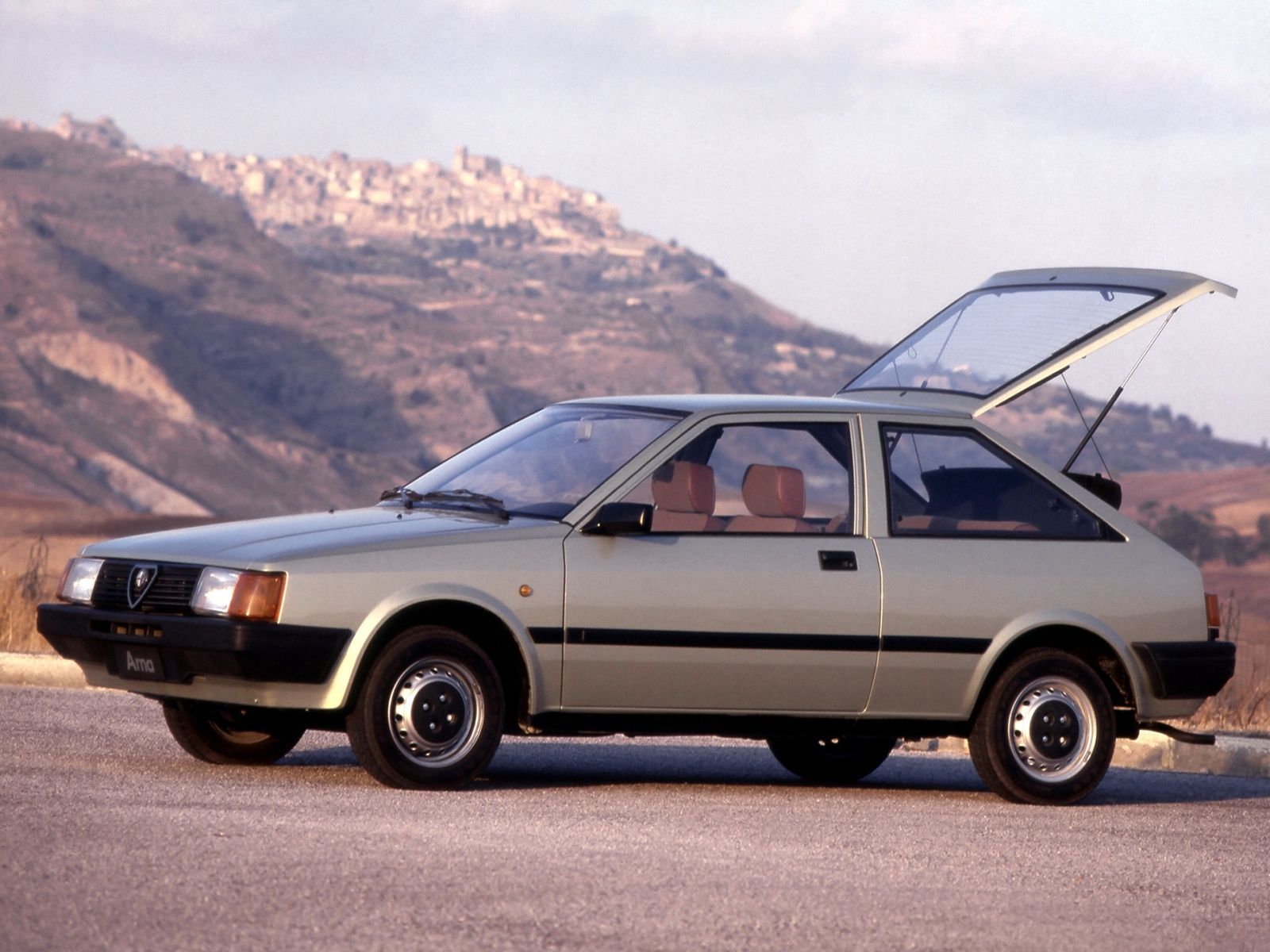 Alfa Romeo Arna