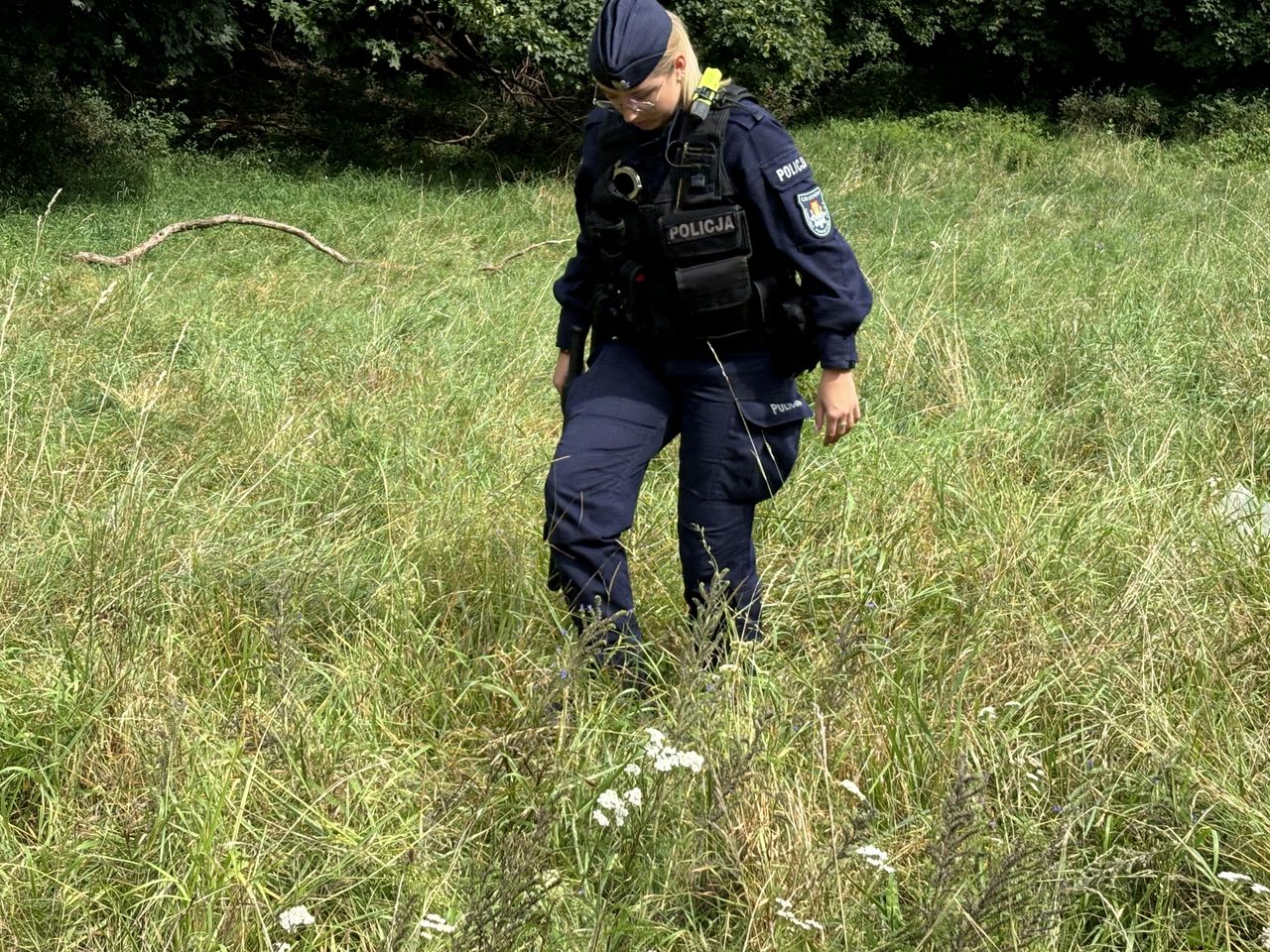 Bielsk Podlaski: 80-latka leżała w rowie. Nie wiedziała, co się z nią dzieje