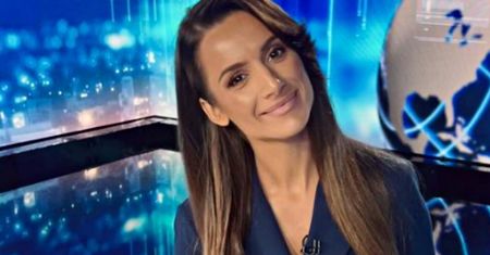 Dziennikarka TVP ma duży tatuaż. Na czas pracy maskuje go