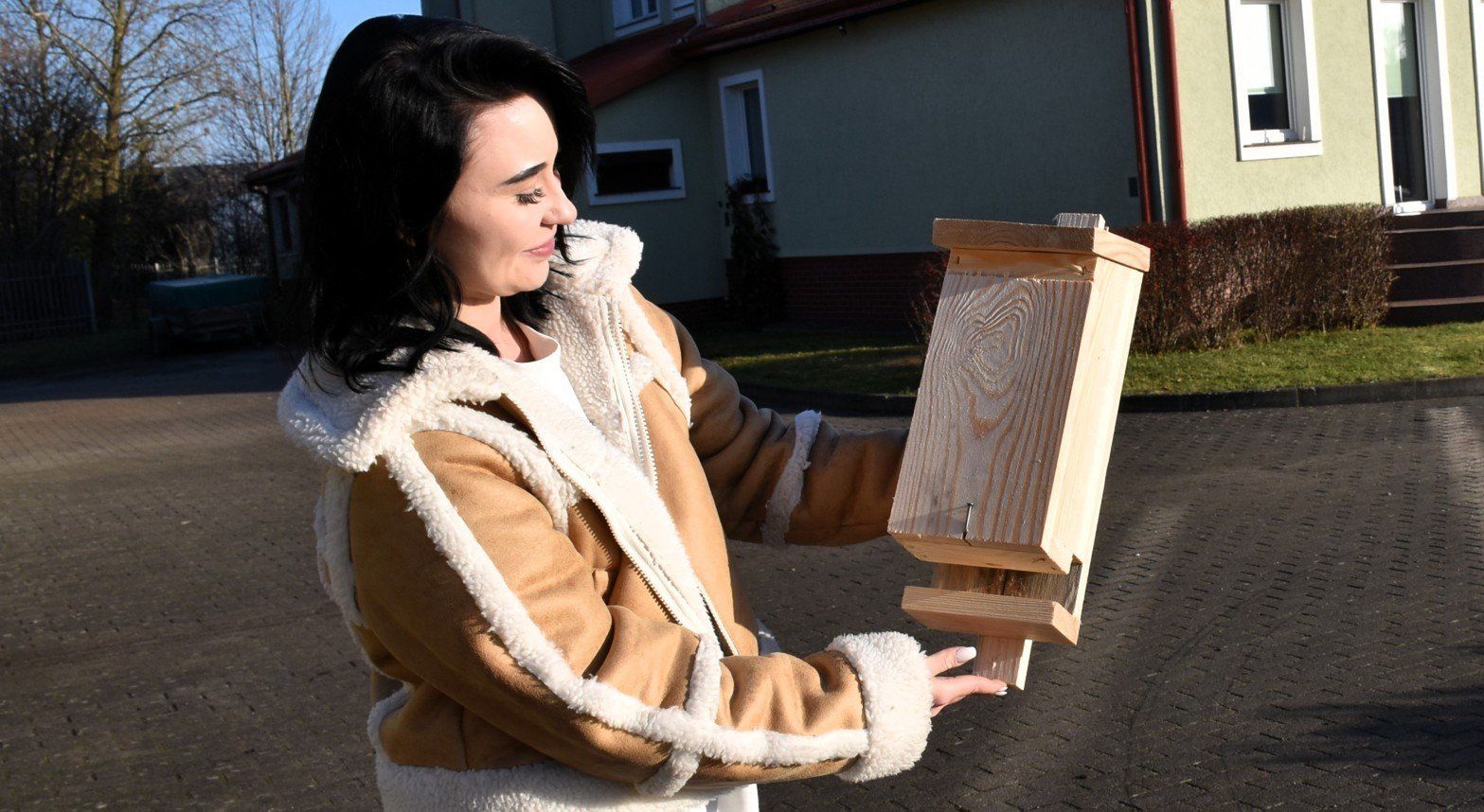 Nadleśnictwo Sławno rozwiesza budki dla nietoperzy