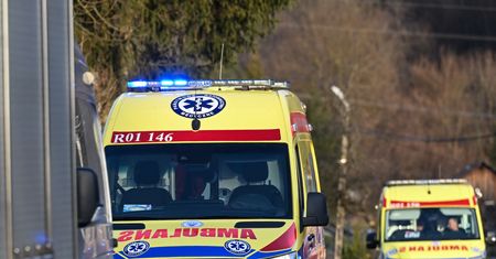 Wypadek busa przewożącego dzieci. Pięć osób rannych
