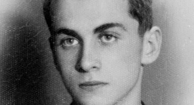 22 stycznia 1921 roku urodził się Krzysztof Kamil Baczyński. "Brylant, którym strzelaliśmy do wroga"