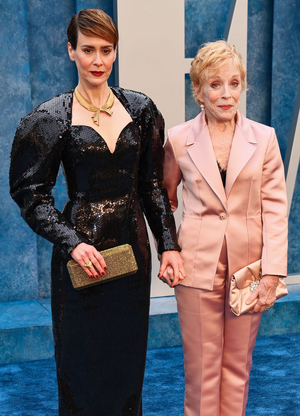 Sarah Paulson i Holland Taylor pozują na oscarowej imprezie 