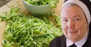 Zamiast smażyć kotlety z cukinii, możesz zrobić sałatkę. Przepis siostry Anastazji nie ma sobie równych