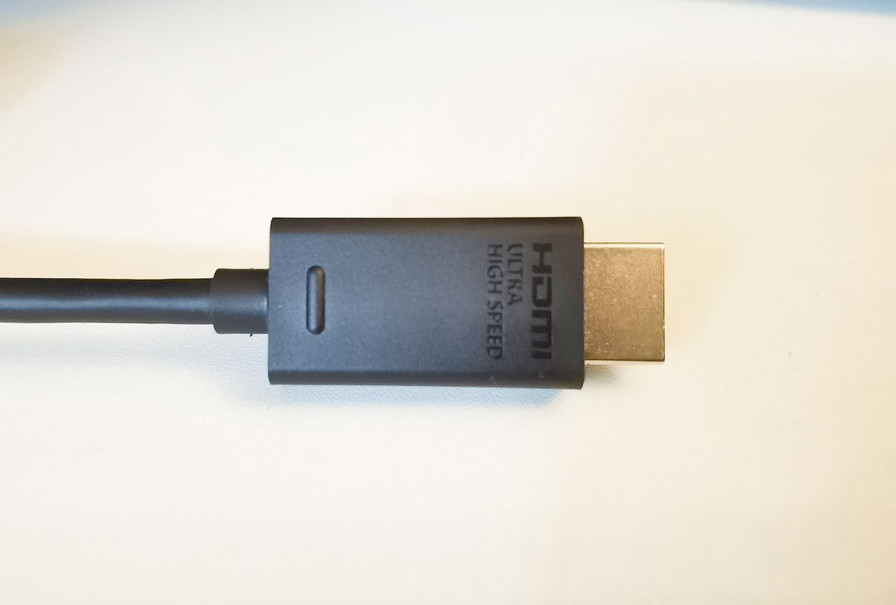 Kabel Ultra High Speed HDMI obsługujący HDMI 2.1