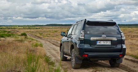 Pytamy Toyotę o Land Cruisera. Co z obecną i nową generacją?