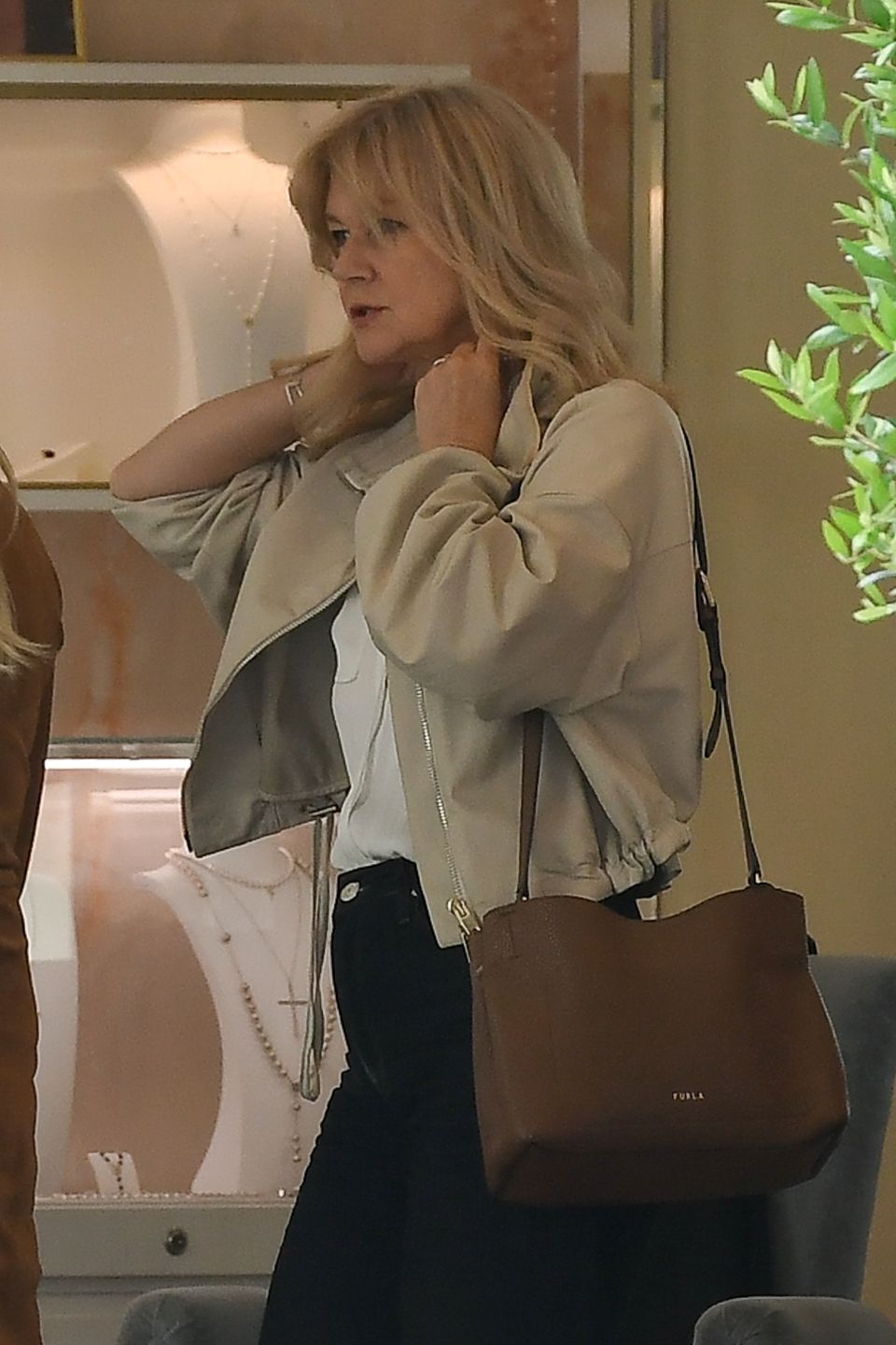 Grażyna Torbicka stroi się u jubilera