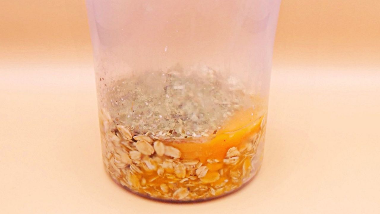 Owies – najtańszy superfood, którego nie wykorzystujesz w pełni. Sprawdź, jak jeść go inaczej niż w owsiance