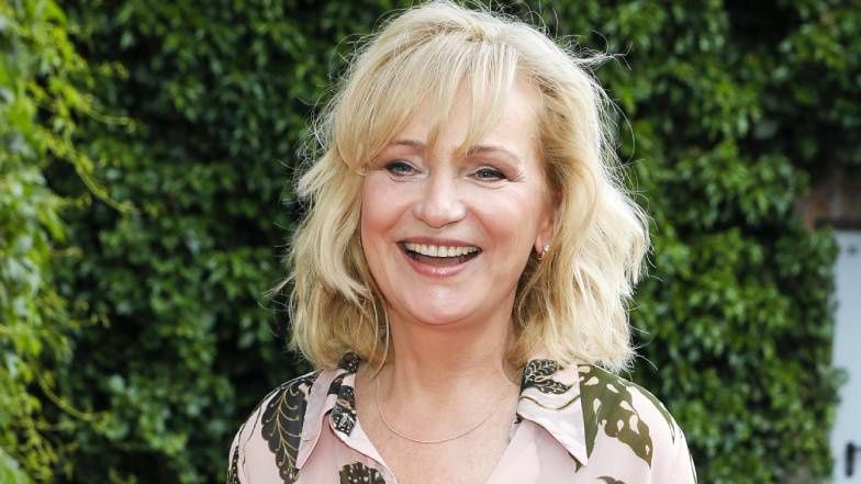 Katarzyna Żak w stroju kąpielowym chwali się zgrabną sylwetką