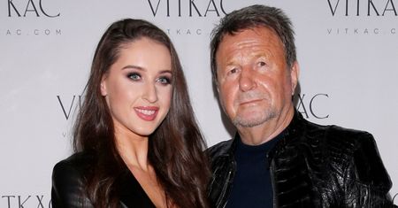 Świeżo upieczona mama Patrycja Tuchlińska w "drogocennej" stylizacji pozuje z synkiem na tle rolls royce'a za MILION ZŁOTYCH (FOTO)