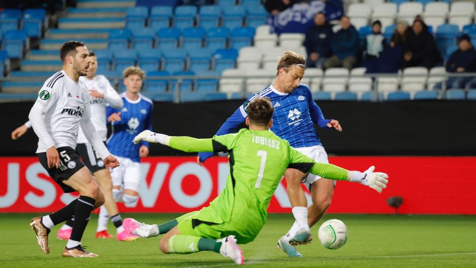 Molde strzela gola na 2:0 w meczu z Legią Warszawa