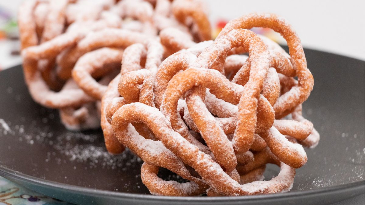 Przepis na fińskie gniazdko idealnie wpisuje się w nasz karnawał