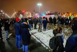 Strajk Kobiet. Wrocław. "Matki, żony i kochanki, dzisiaj chuliganki"