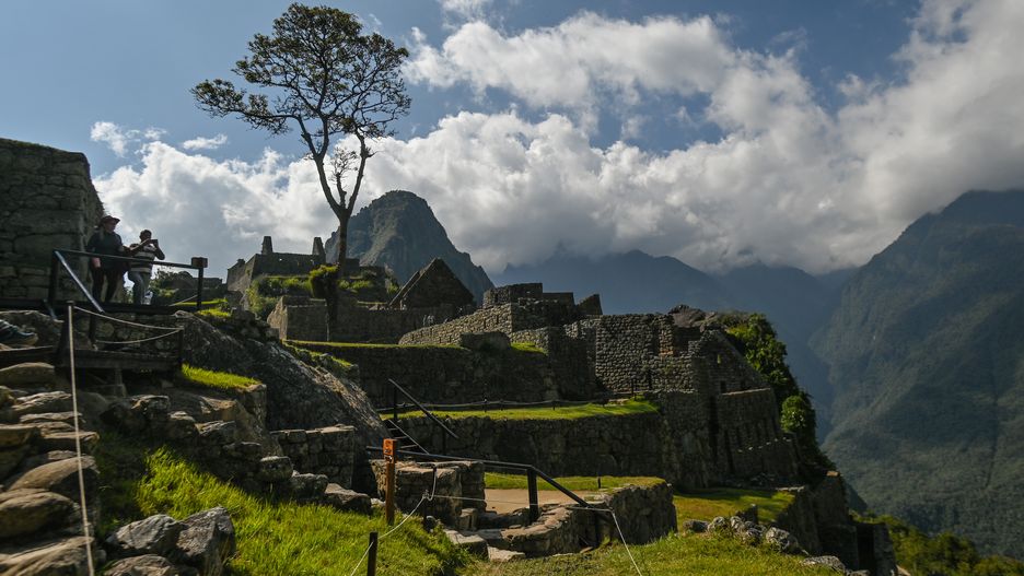 Pod Machu Picchu utknęli turyści