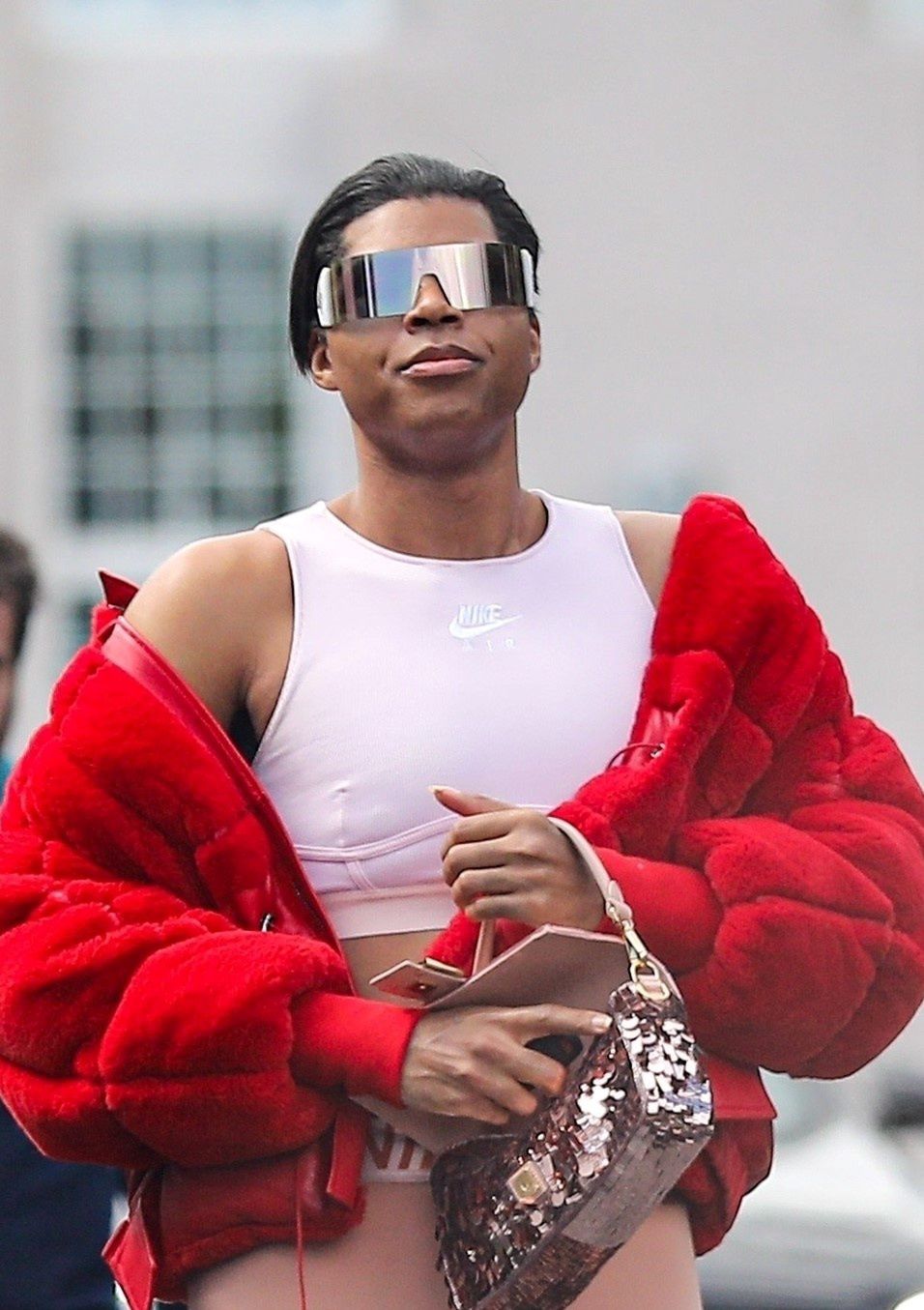 EJ Johnson przyłapany w drodze do warzywniaka
