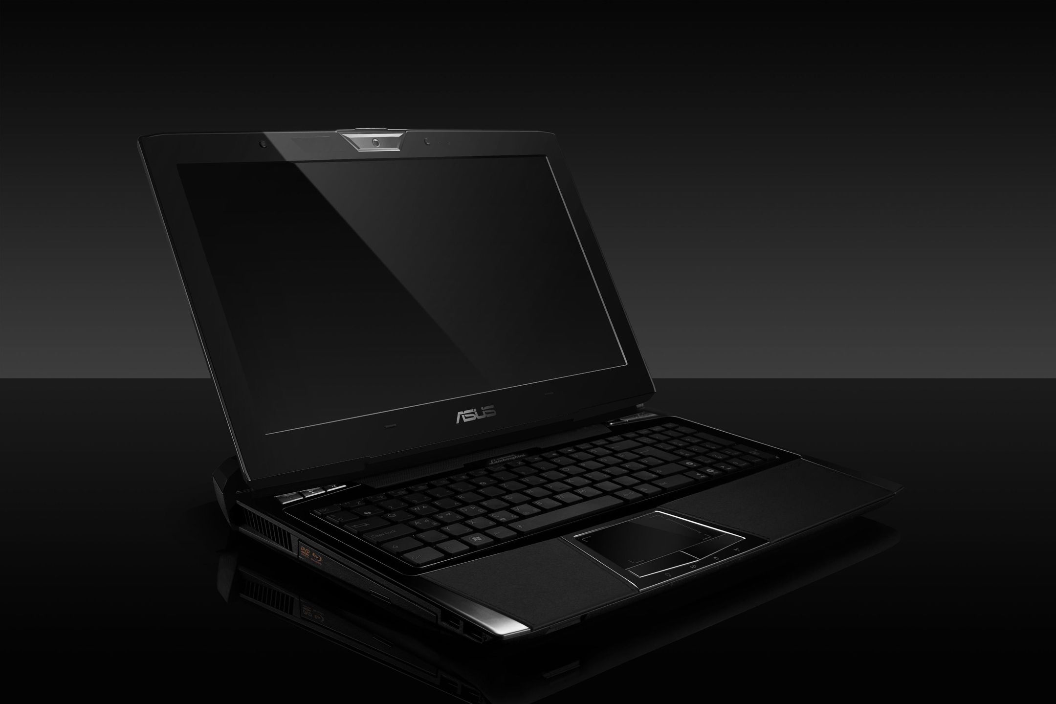Asus Lamborghini VX7 - legendarny design, włoski temperament [wideo] 2