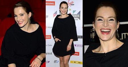 Uśmiechnięta Dereszowska na ściance (ZDJĘCIA)