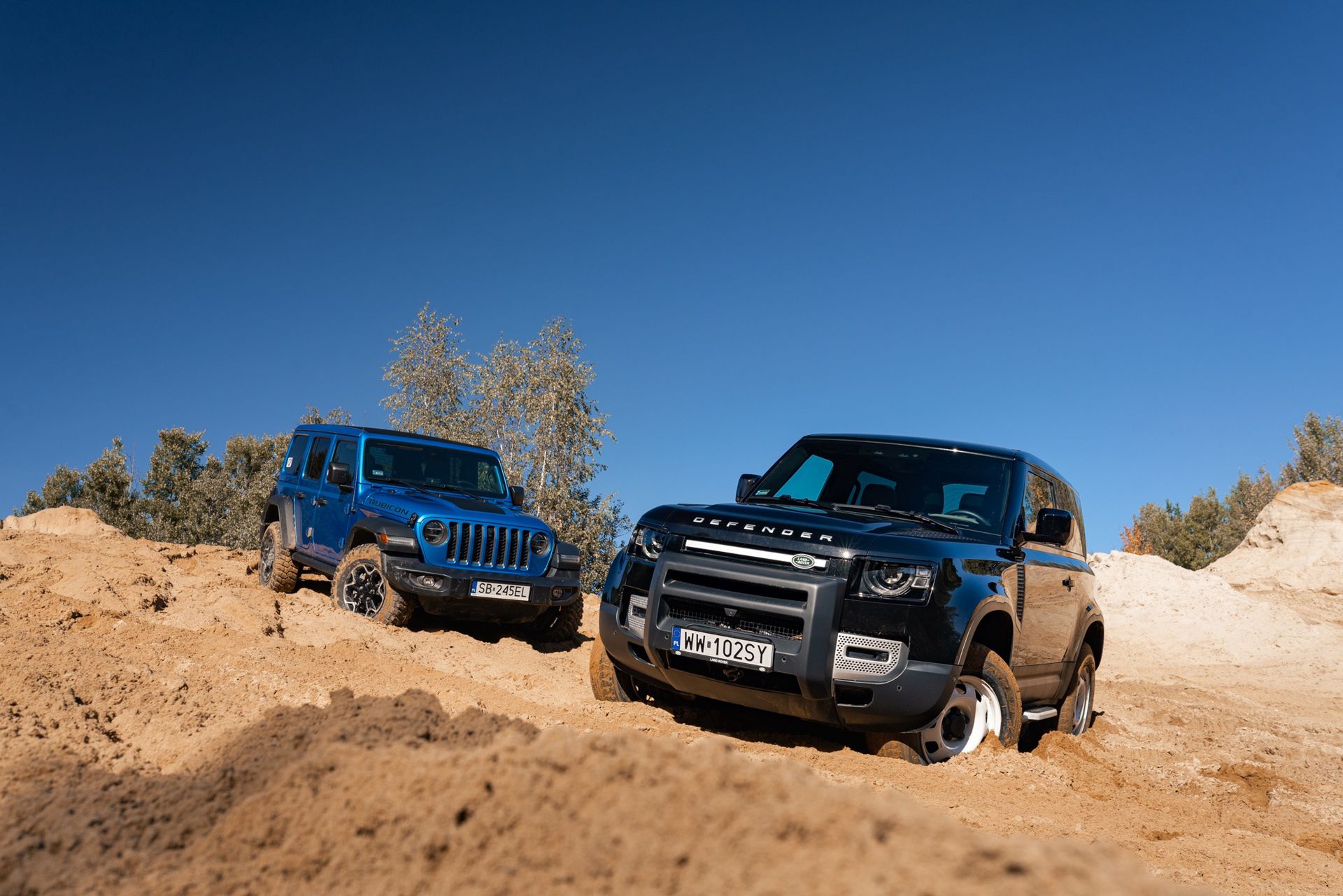 Jeep Wrangler i Land Rover Defender