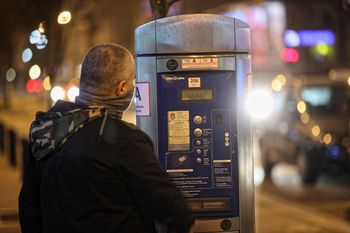 Kradli pieniądze za parkowanie. Oto sposób oszustów