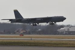 Boeing B-52 Stratofortress. Amerykański bombowiec pojawił się w Polsce. Osiągi maszyny wzbudzają podziw