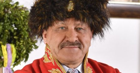 68-letni Ryszard z "Sanatorium miłości" ZOSTANIE OJCEM? Wyraźnie się odmłodził i zabiega o dziecko z MŁODSZĄ o 37 LAT partnerką (FOTO)