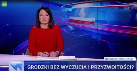 "Wiadomości". TVP uderza w Grodzkiego i Tuska. Dodali do tego Auschwitz