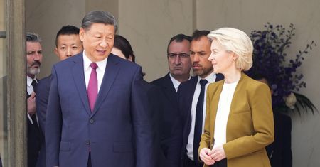 UE szykuje cła, ale wciąż negocjuje z Pekinem. Jedna z opcji to koń trojański