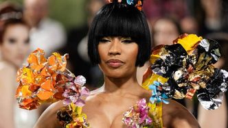 Nicki Minaj WYBUCZANA na Orange Warsaw Festival. Gwiazda kazała czekać na siebie PONAD GODZINĘ. "Masakra" (WIDEO)