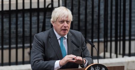Boris Johnson zawalczy w boksie? Były premier ma ciekawego rywala