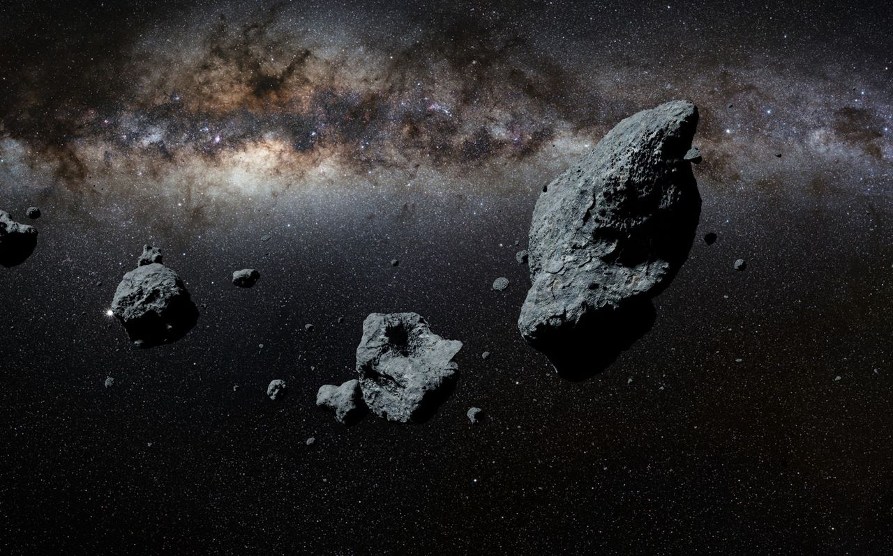 Ta asteroida trafiła do Układu Słonczego 4,5 mld lat temu. Okazuje się, że nie była sama