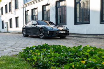 Kogo w Polsce stać na Porsche? "Rośnie liczba zamożnych klientów"