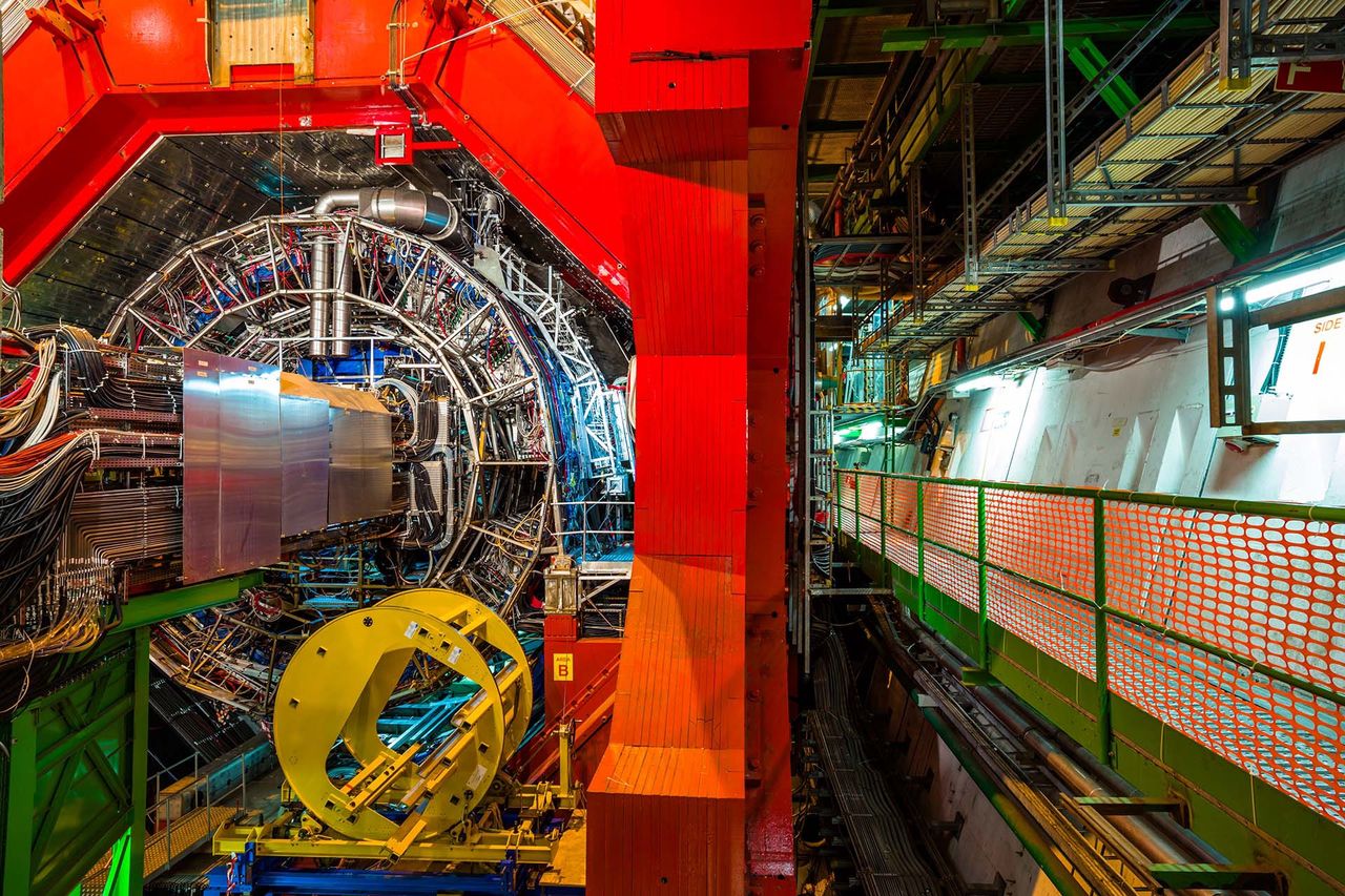 Kolejna anomalia w LHCb ujawnia ślady "nowej fizyki"