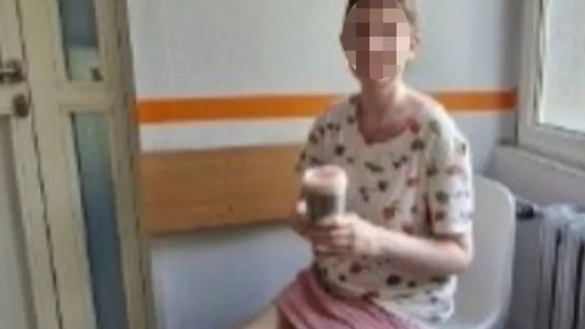 Mirella nadal mieszka z rodzicami