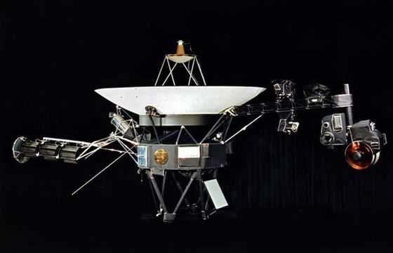 Voyager 2 wyleciał w otwarty kosmos. Dostarcza nowe dane o heliosferze