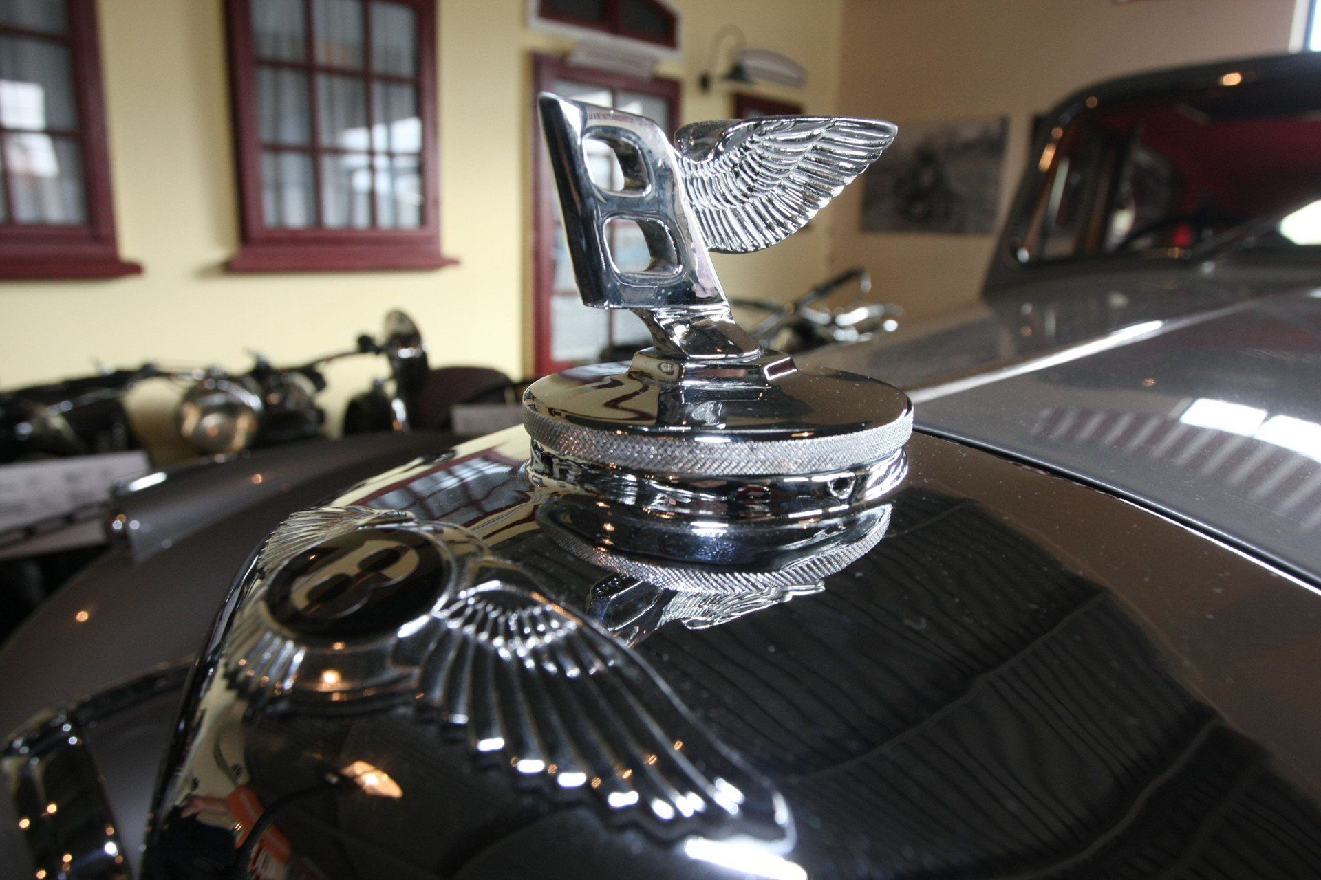 24.10.2012. GDYNIA NZ. BENTLEY GDYNSKIE MUZEUM MOTORYZACJI FOT. TOMASZ BOLT / POLSKAPRESSE DZIENNIK BALTYCKI