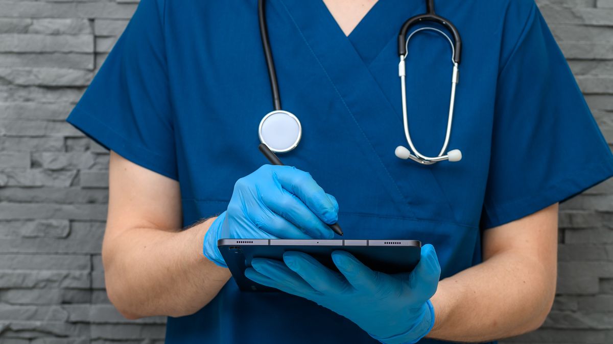 Pawel Kacperek
lekarz, doktor, recepta, online, komputer, konsultacja lekarska, skierowanie na badanie, skierowanie od lekarza, diagnoza, pacjent, wizyta, internet, telemedycyna, zwolnienie lekarskie, zwolnienie z wf, zwolnienie z pracy, niezdolnosc do pracy, renta, ubezpieczenie, uszczerbek, odszkodowanie, badanie lekarskie, pisze, lek, lecznictwo, recepta online, medycyna online, specjalista, porada lekarska, wideo, choroba, klinika, medyczne, szpital, stetoscope, zdrowie, nfz, osoba, fachowiec