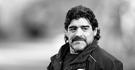 Ale skandal! Otworzyli trumnę i robili zdjęcia z Maradoną. Wszystko wyciekło do sieci