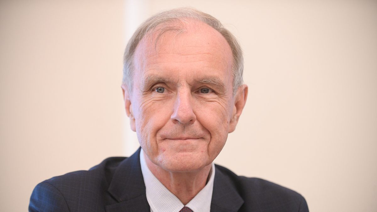 Bogdan Klich
Warszawa, 11.09.2024. Kandydat na ambasadora w USA by�y szef MON, senator KO Bogdan Klich podczas posiedzenia sejmowej komisji spraw zagranicznych w Sejmie w Warszawie, 11 bm. Komisja dyskutuje nad kandydatami na ambasador�w. (sko) PAP/Marcin Obara
Marcin Obara
komisja, polityk, polityka, posiedzenie, Sejm, spraw zagranicznych, posiedzenie posiedzenia, w sejmie, portret