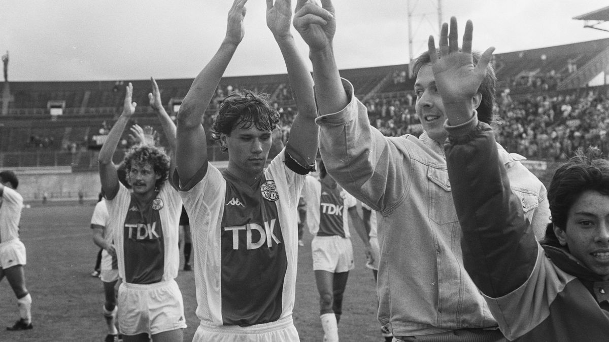 Marco van Basten w Ajaxie fot. Bart Molendijk/Anef/C00