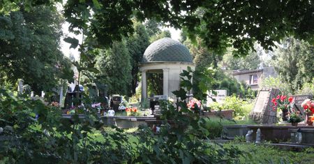Bielsko-Biała. Miasto dołoży do remontu muru cmentarza ewangelickiego