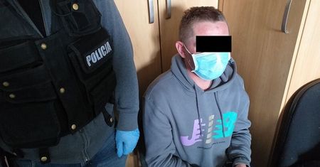 Akcja policji na Starym Mieście. Zatrzymali fałszywego policjanta