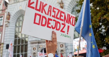 Białoruś. Co dalej z działaczami polskiej mniejszości? "Sprytny zabieg władz"
