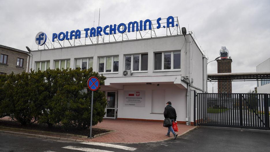 Polfa Tarchomin S.A
Warszawa, 05.01.2023. Zak�ady Farmaceutyczne Polfa Tarchomin S.A. w Warszawie, 5 bm. (al/doro) PAP/Andrzej Lange
Andrzej Lange
lek, leki, lek�w, Polfa Tarchomin S.A, polski producent lek�w, przedsi�biorstwo farmaceutyczne, siedziba, Tarchomi�skie Zak�ady Farmaceutyczne Polfa S.A.