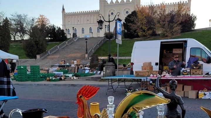Lubelska Giełda Staroci na Placu Zamkowym w Lublinie