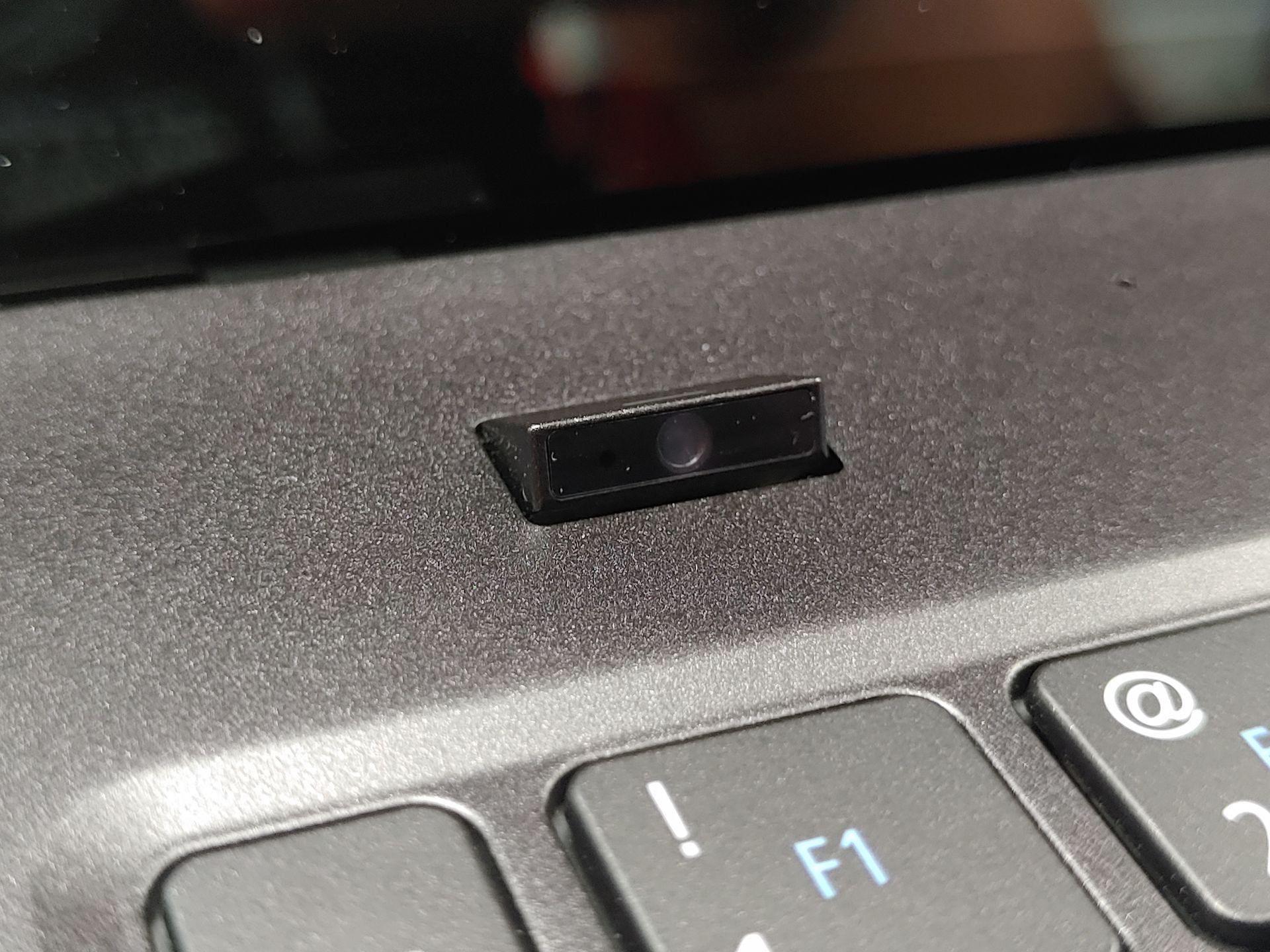 Acer Swift 7. Cienki i drogi. Milimetr tego laptopa kosztuje 760 zł 8