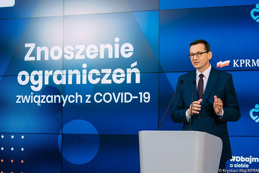 Kiedy bez maseczek? Otwarte kina, teatry…
