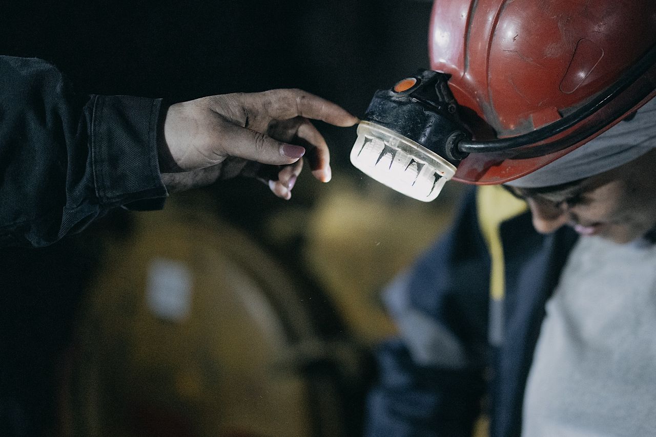 Anna often gets migraines from the dust in the mine.