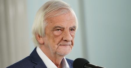 Afera Łukasza Mejzy. "Oczekujemy, że zawiesi udział w pracach ministerstwa"
