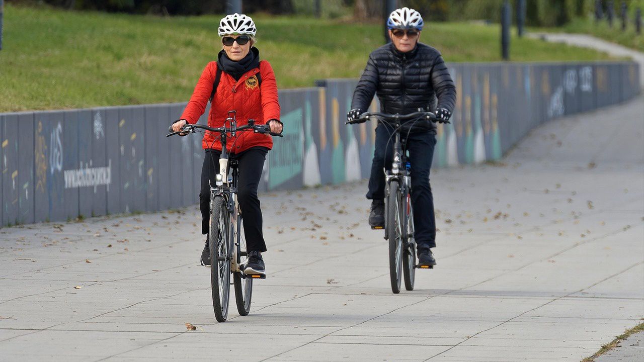 Kto nie powinien jeździ�ć na rowerze? Sprawdź, przy jakich chorobach lepiej unikać tej aktywności